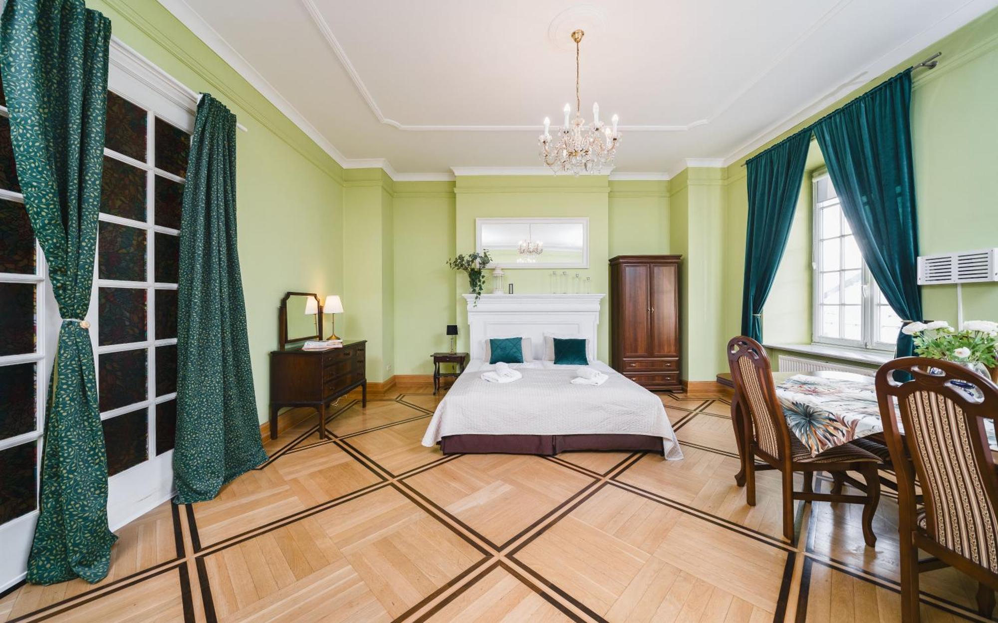 Apartamenty W Palacu Pod Baranami Краков Экстерьер фото