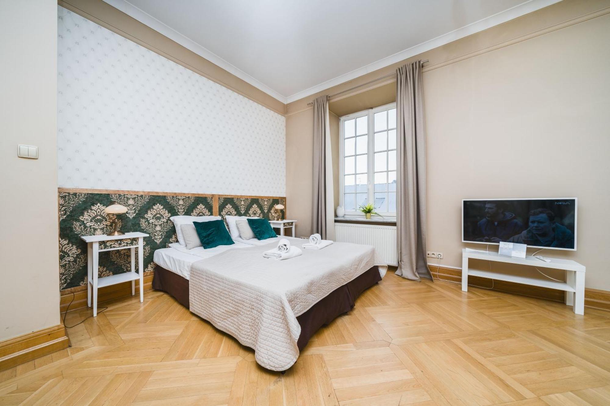 Apartamenty W Palacu Pod Baranami Краков Экстерьер фото