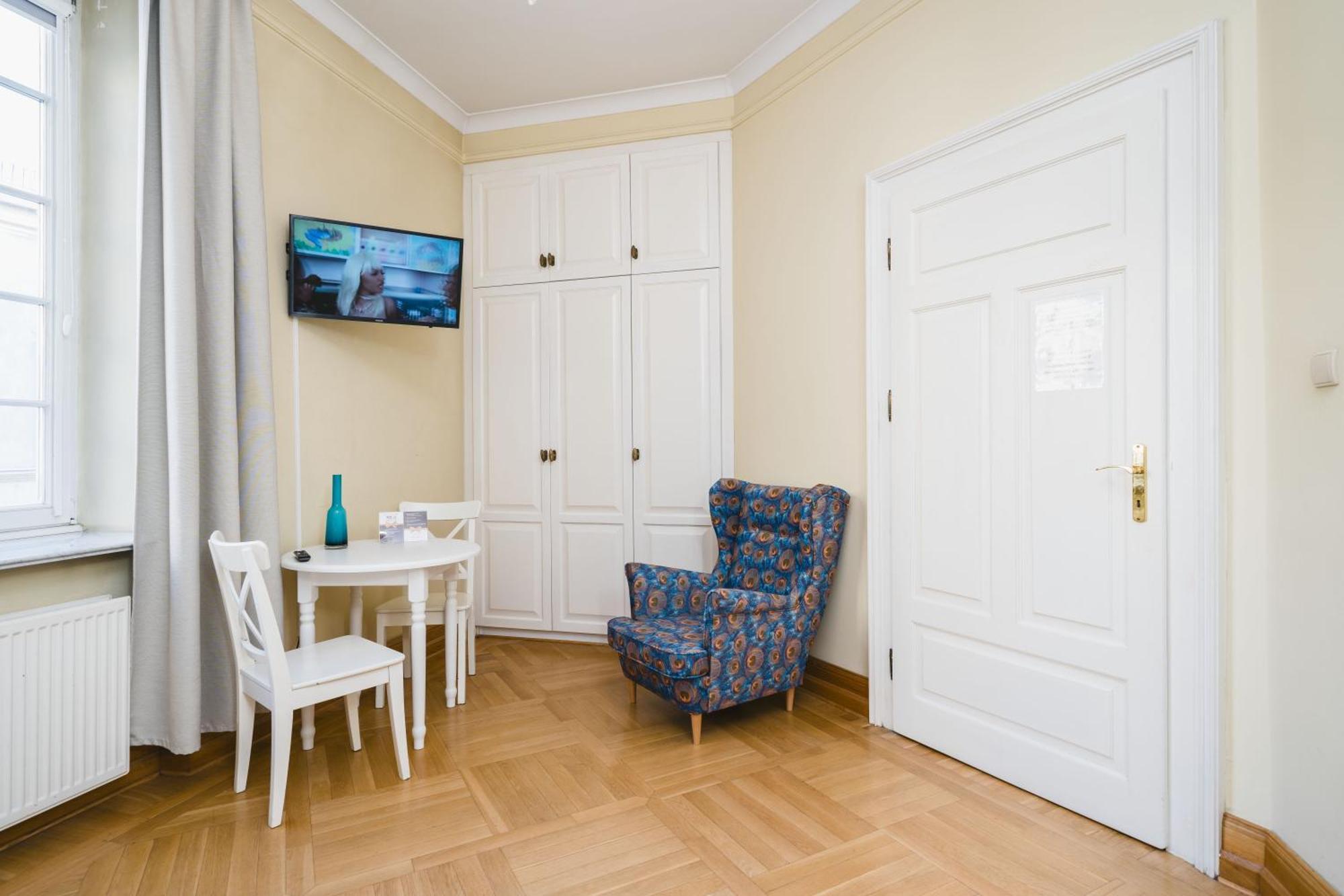 Apartamenty W Palacu Pod Baranami Краков Экстерьер фото