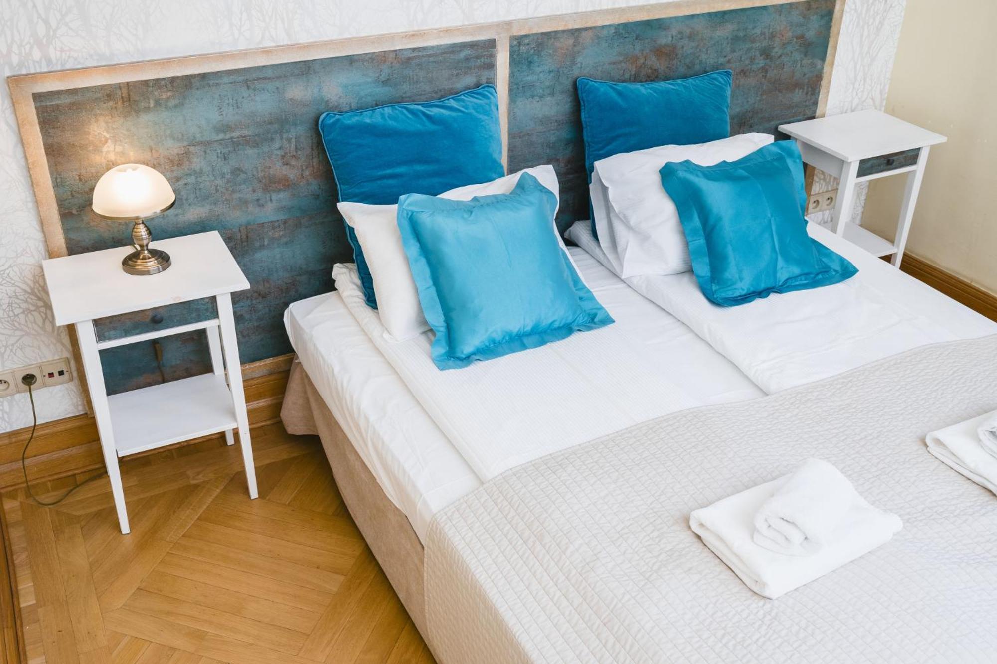 Apartamenty W Palacu Pod Baranami Краков Экстерьер фото